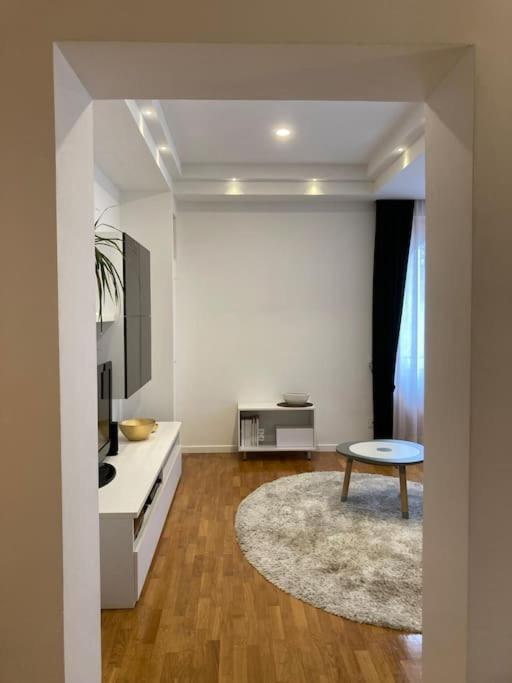 Thesan Lodge, Chic & Modern Design Apartment Grosseto Luaran gambar
