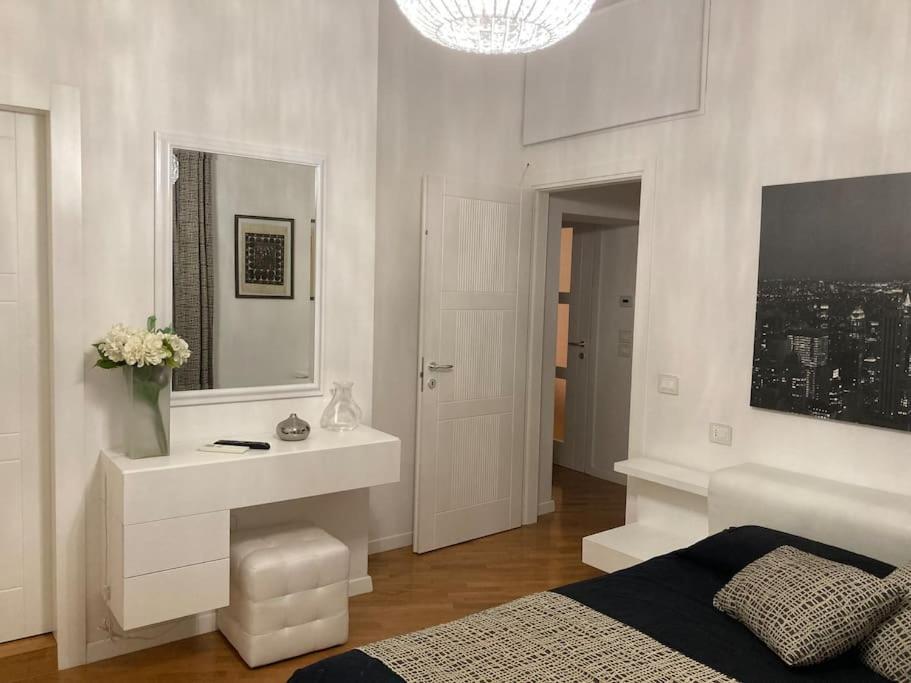 Thesan Lodge, Chic & Modern Design Apartment Grosseto Luaran gambar