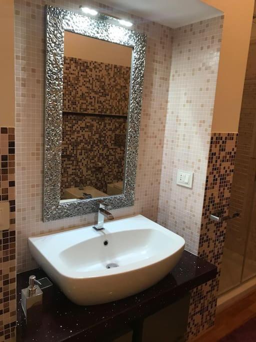Thesan Lodge, Chic & Modern Design Apartment Grosseto Luaran gambar