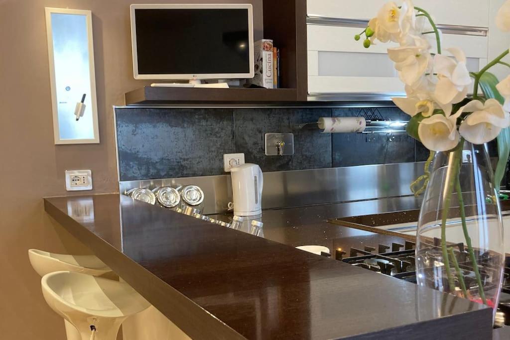 Thesan Lodge, Chic & Modern Design Apartment Grosseto Luaran gambar